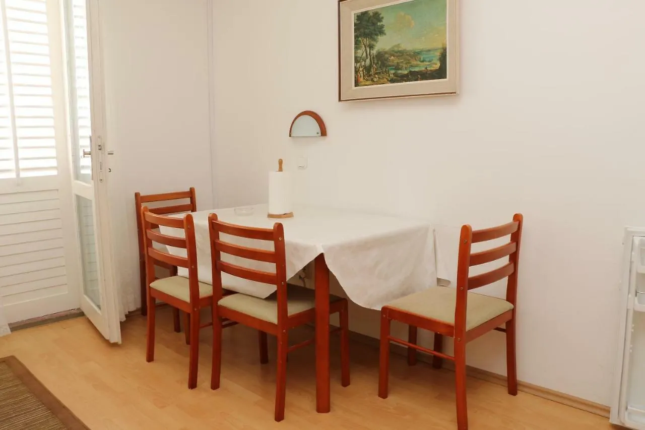 Apartmani Mary 2 Plus 1 Kukljica