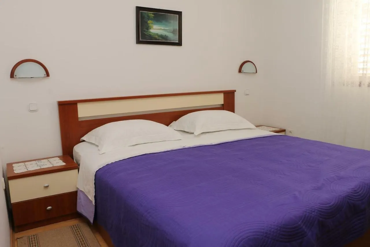 Apartmani Mary 2 Plus 1 Kukljica 0*,  Croatia